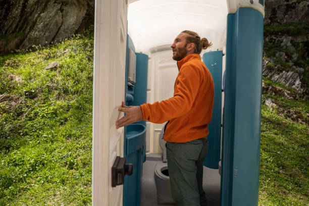 Portable Toilet Options We Offer in Dyersville, IA