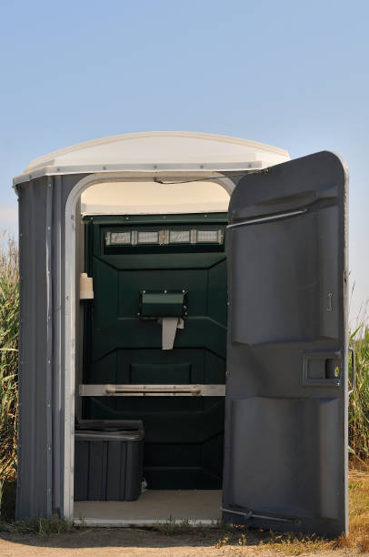 Porta potty rental for outdoor events in Dyersville, IA